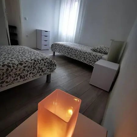Appartement Duplex With 2 Bathrooms Close To Sea *
