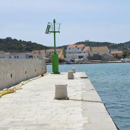 Duplex With 2 Bathrooms Close To Sea Apartment Betina (Sibenik-Knin)