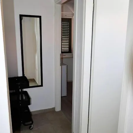 Duplex With 2 Bathrooms Close To Sea Betina (Sibenik-Knin)
