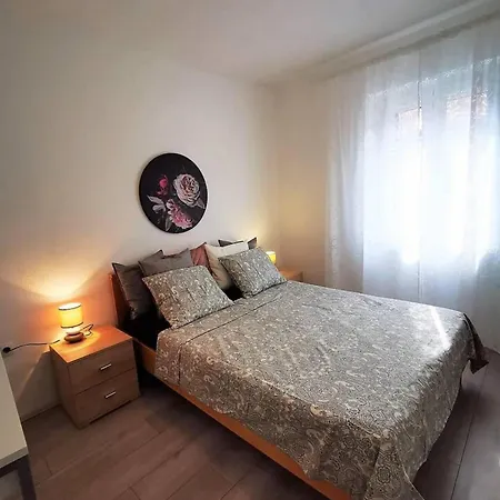 Duplex With 2 Bathrooms Close To Sea Appartement