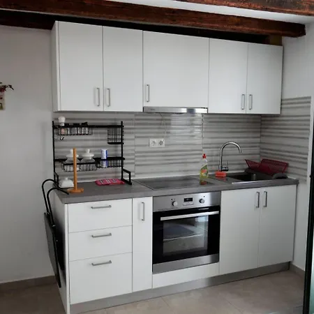 Duplex With 2 Bathrooms Close To Sea *