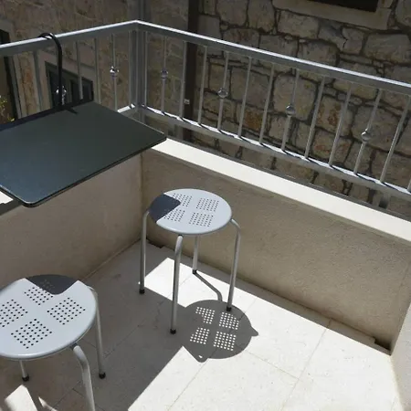 Duplex With 2 Bathrooms Close To Sea *